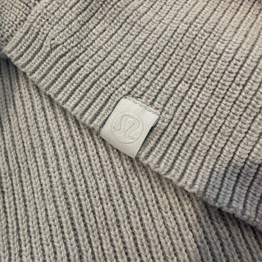 Lululemon Merino Wool-Blend Light Blue Cardigan Size 8 - Picture 5 of 6